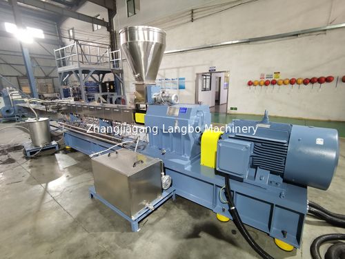 trường hợp công ty mới nhất về Strand Cutting Granulating Line