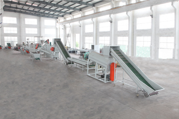 trường hợp công ty mới nhất về Dây chuyền giặt tái chế chai PET