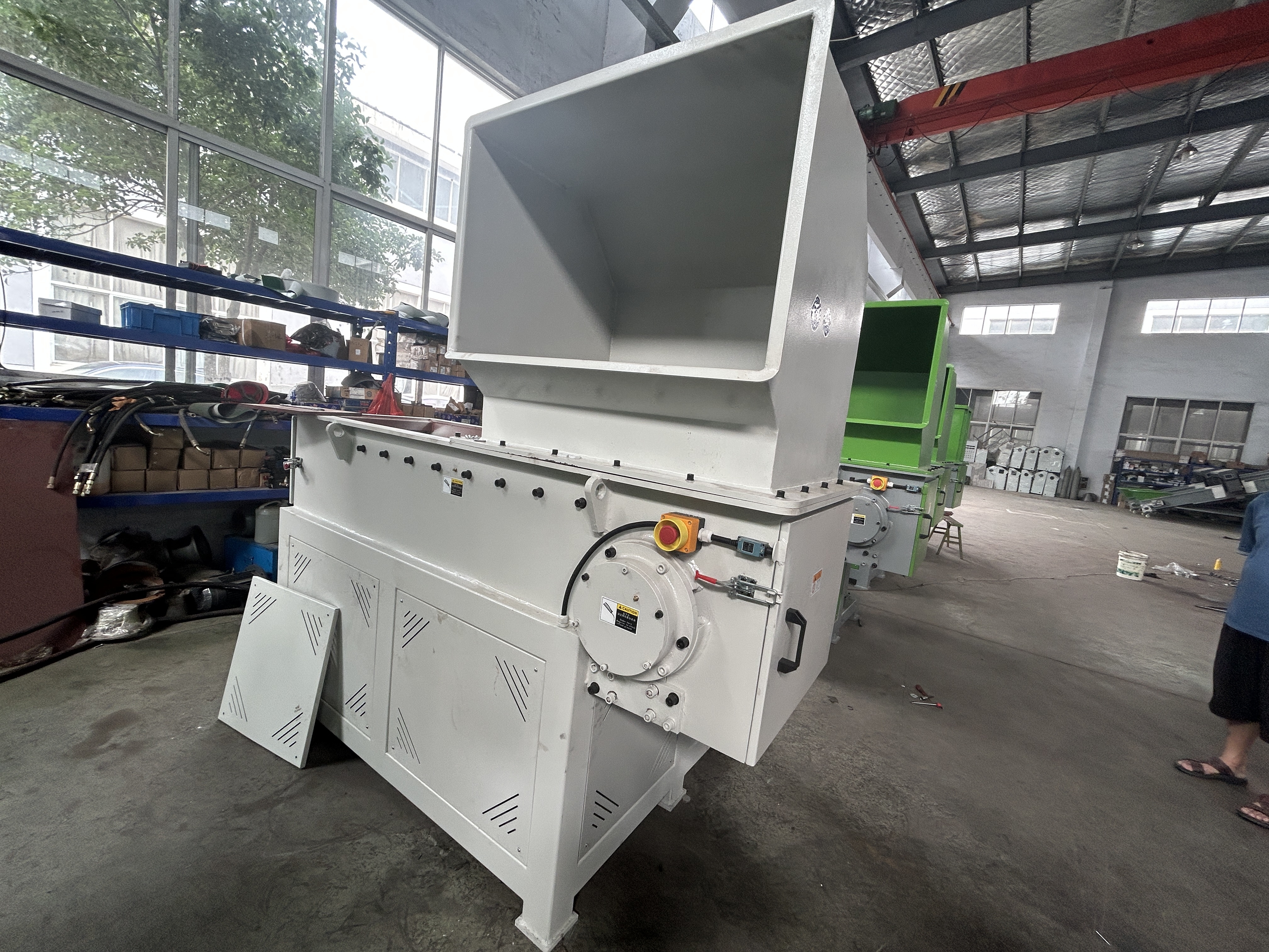 trường hợp công ty mới nhất về Trường hợp Dự án Máy băm nhựa Indonesia
