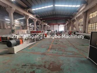 Zhangjiagang Langbo Machinery Co. Ltd. dây chuyền sản xuất nhà máy