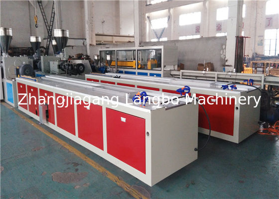 chất lượng  150KG/H PVC Profile Extrusion Line With Plc Touch Screen Control Energy Saving Nhà máy