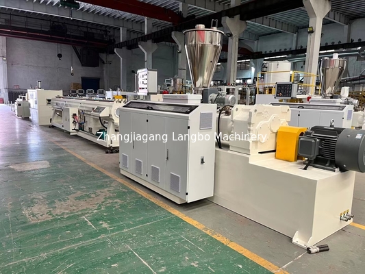 Máy đùn ống nhựa PVC 16-160mm công suất 150-250kg / H chất lượng cao