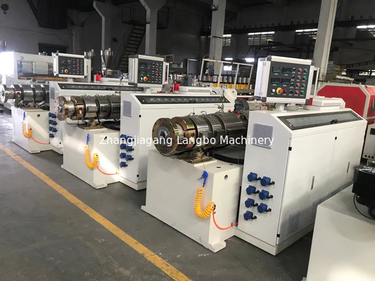 Máy đùn sản xuất ống nhựa PVC năng lượng cao 150 - 250kg / H