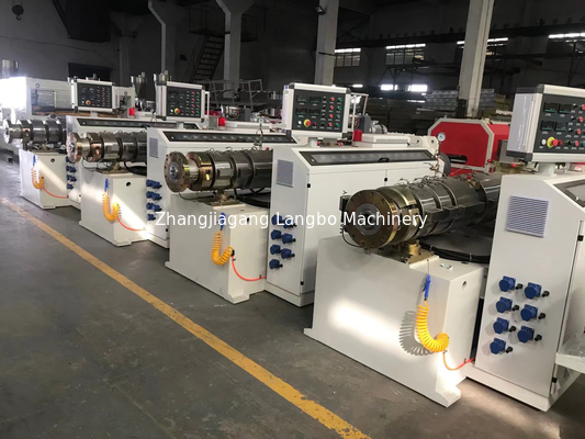 Máy đùn sản xuất ống nhựa PVC năng lượng cao 150 - 250kg / H