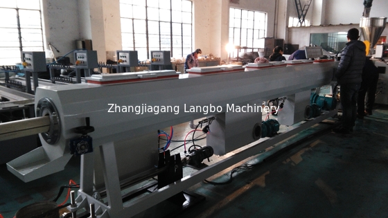 Dây chuyền đùn ống nhựa PVC trục vít đôi 16 - 630mm với công suất 22 - 160KW