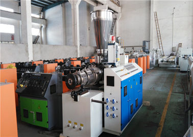 Công suất cao hình nón đôi vít đùn cho PVC / WPC hồ sơ đùn