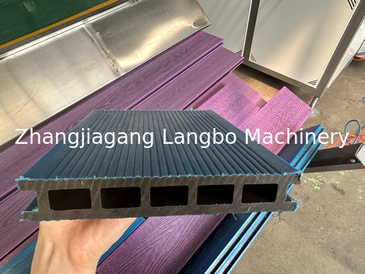 Co Dòng xát Wpc ngoài trời với 3D Embossing