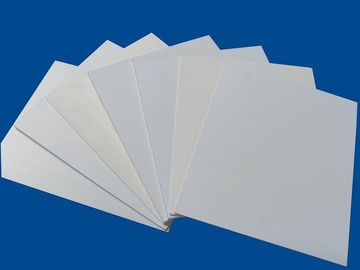 Dây chuyền đùn tấm PVC đôi trục vít 600kg / H Công suất đầu ra cao