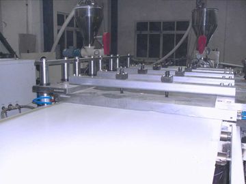 Chống cháy PVC Foam Ban phun ra dòng Thời tiết chịu nhiệt cách nhiệt