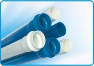 Máy cắt ống nhựa hoàn toàn tự động trực tuyến PP PE PVC với hệ thống kéo