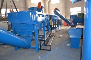 300 - 5000kg / H Dây chuyền tái chế PET cho chai tái chế SGS phê duyệt