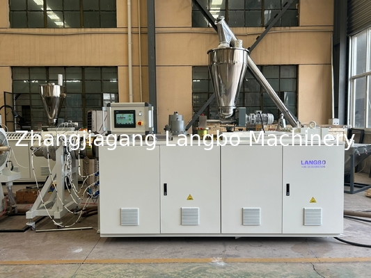 80/173 Đường dây sản xuất ống PVC tốc độ cao với máy ép vít hai con cói quay ngược