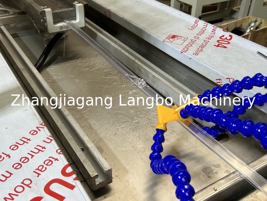 Máy làm hồ sơ thẻ PVC bán lẻ với thiết kế vít có thể tùy chỉnh Twin Screw And Barrel