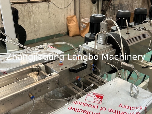 Máy làm hồ sơ thẻ PVC bán lẻ với thiết kế vít có thể tùy chỉnh Twin Screw And Barrel