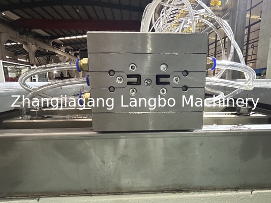 Sjsz65/132 Twin Screw Extruding 200-300mm Width Mould Customized PVC Plastic Profile Production Line (Đường dây sản xuất hồ sơ PVC nhựa tùy chỉnh)