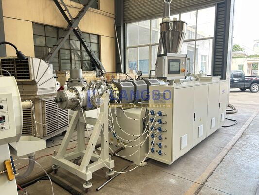 Đường dây sản xuất ống PVC có thể tùy chỉnh cho máy tiếp xúc ống thủy lợi nông nghiệp  hoặc SCHNIDER
