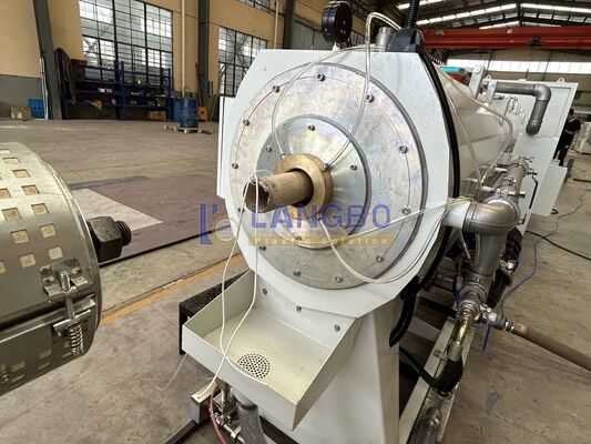 Đường dây sản xuất ống PVC có thể tùy chỉnh cho máy tiếp xúc ống thủy lợi nông nghiệp  hoặc SCHNIDER