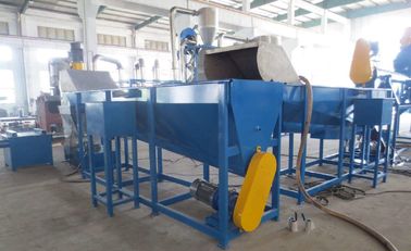 Đôi vít đùn nhựa tái chế viên máy 100-1000kg / hr công suất