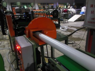 Đường dây sản xuất ống ép trục đơn PE PVC Belling Machine Line Với công suất 120-800kg/h