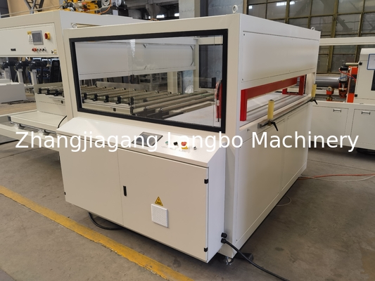 PVC Windows Profile Extrusion Line Making Machine Extruding Machine 1200mm PVC Ceiling Panel Production Line với máy xử lý tự động