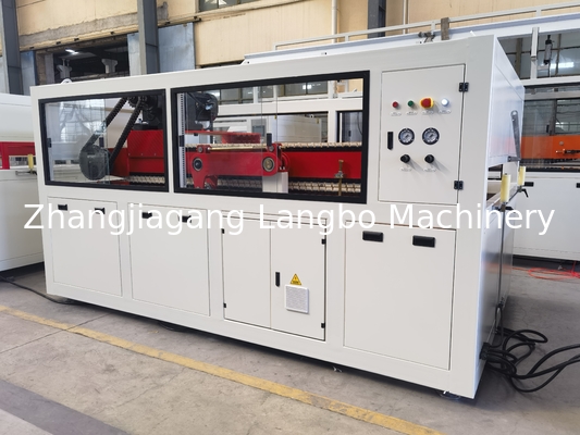 PVC Windows Profile Extrusion Line Making Machine Extruding Machine 1200mm PVC Ceiling Panel Production Line với máy xử lý tự động