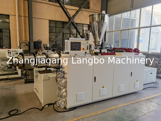 PVC Windows Profile Extrusion Line Making Machine Extruding Machine 1200mm PVC Ceiling Panel Production Line với máy xử lý tự động