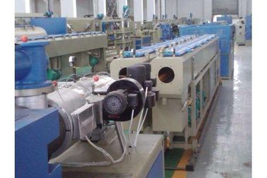 Máy đùn trục vít đôi hình nón tự động hoàn toàn, Dây chuyền sản xuất ống nhựa PVC với động cơ Siemens