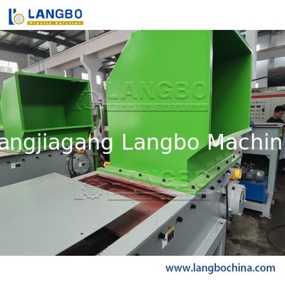Công nghiệp nhựa pallet PET chai máy xé cho lốp xe thải gỗ pallet cao su tái chế