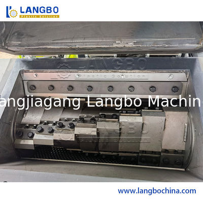 Mảnh/Thùng/Pallet/PP/HDPE/LDPE/Cao su/Cục/Ống PVC/Màng PE/Bao Jumbo Dệt/Nhà máy tái chế máy nghiền rác thải chai nhựa PET/Máy giặt