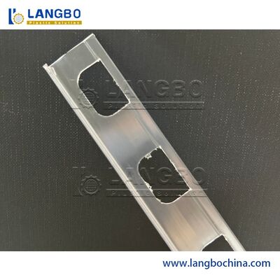 Động cơ năng lượng 55KW PVC Profile Extruder cho Profile Extrusion mượt mà chính xác