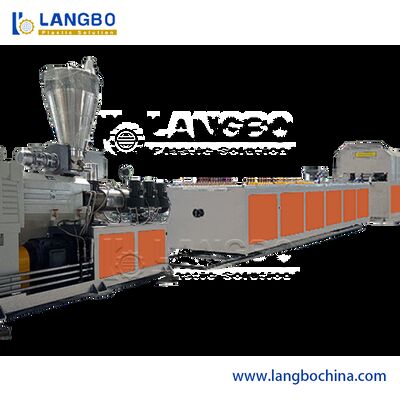 Dây chuyền sàn gỗ nhựa WPC chống mài mòn và chịu nén phù hợp cho sàn ngoài trời