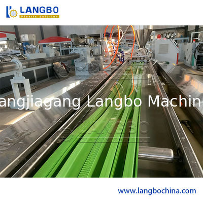 Máy móc đơn vị đùn tấm profile chặn nước UPVC nhanh chóng và hiệu quả