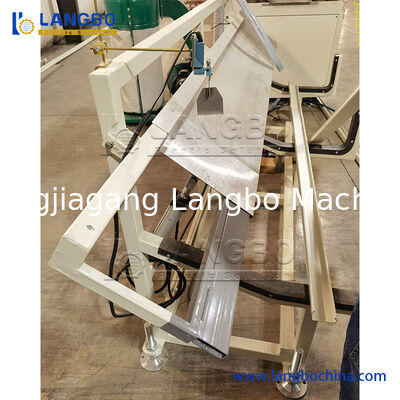 1180mm Profile Size PVC Cable Trunk Making Machine Với 8m Calibration Table và 55/110 Conical Twin Screw Extruder