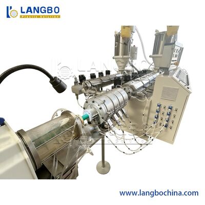 Máy làm ống PPR 16-400 mm Dây chuyền sản xuất ống nước nóng lạnh hoàn toàn tự động