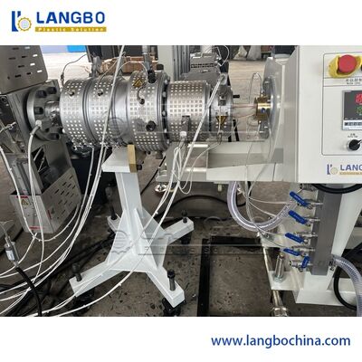 3 Lớp Co-Extrusion PPR Pipe Extrusion Line với công suất 350kg/h và  PLC Control