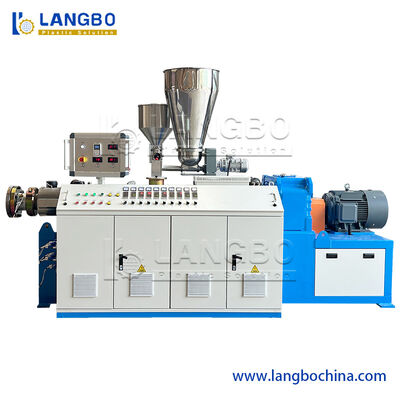 WPC PVC đồ nội thất board Extruding Machine PVC Skirting Baseboard Plastic Extrusion Production Line