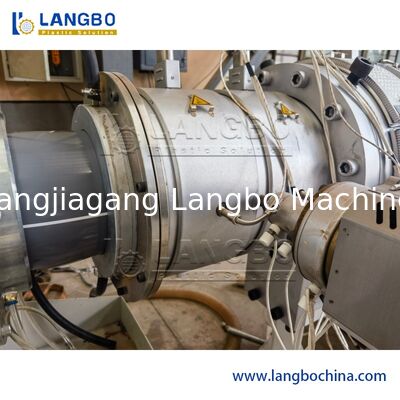 Máy chế tạo ống nhựa PVC HDPE PE tiên tiến cao 315mm Máy sản xuất dây chuyền ép