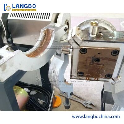 Máy đùn khuôn tạo hình khung ảnh/ống đèn LED/PC/PMMA hai màu đồng đùn