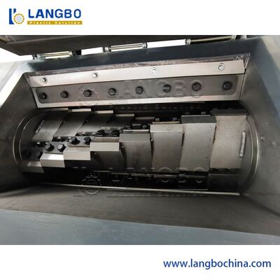Máy nghiền nhựa máy nghiền nhỏ máy nghiền chai vật nuôi nhỏ máy cắt dây nhựa