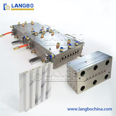 Dây chuyền đùn tấm trang trí rãnh PVC | Máy kéo ổn định & Máy cắt chính xác