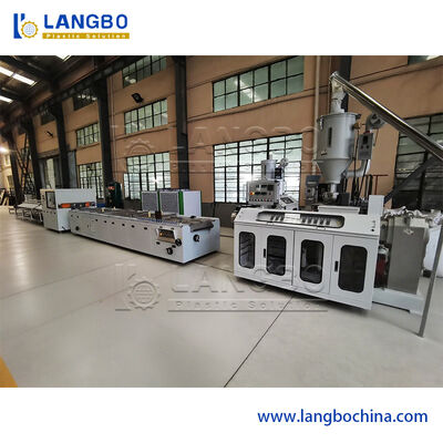 Máy làm sàn WPC | Làm mát có kiểm soát để giảm cong vênh ván