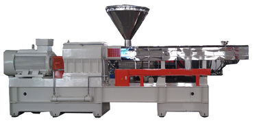 Công suất 800-1000kg / H Công suất máy quay trục vít đôi cho phân tử cao