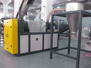 Máy sấy màng PE 90KW Dây chuyền tái chế nhựa Tự động sưởi / làm mát ép