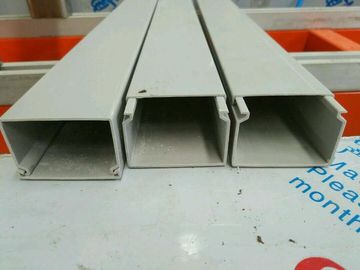 Dây chuyền sản xuất tấm nhựa PVC Panel, Bộ điều khiển PLC Máy in cửa sổ UPVC