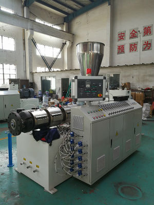 Máy đùn ống PVC tùy chỉnh Độ chính xác cao