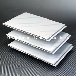 Dây chuyền đùn hồ sơ PVC chống cháy Dây chuyền sản xuất tấm tường WPC 55KW