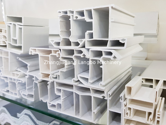 Máy ép tối ưu cho hình học cửa sổ PVC phức tạp