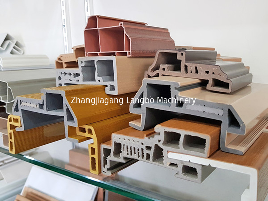 Dây chuyền ép đùn hạt góc bằng nhựa PVC cách nhiệt với màn hình cảm ứng